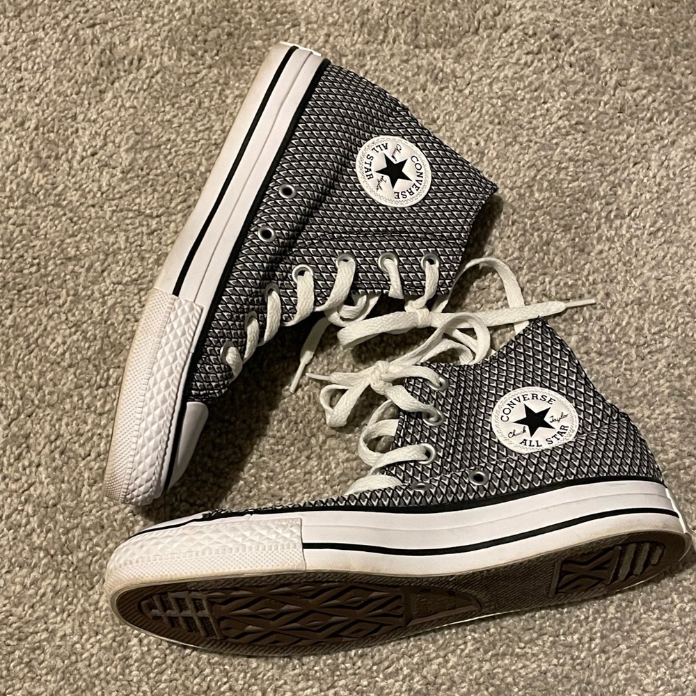 Patterned Converse High Top - Picture 2 of 3
